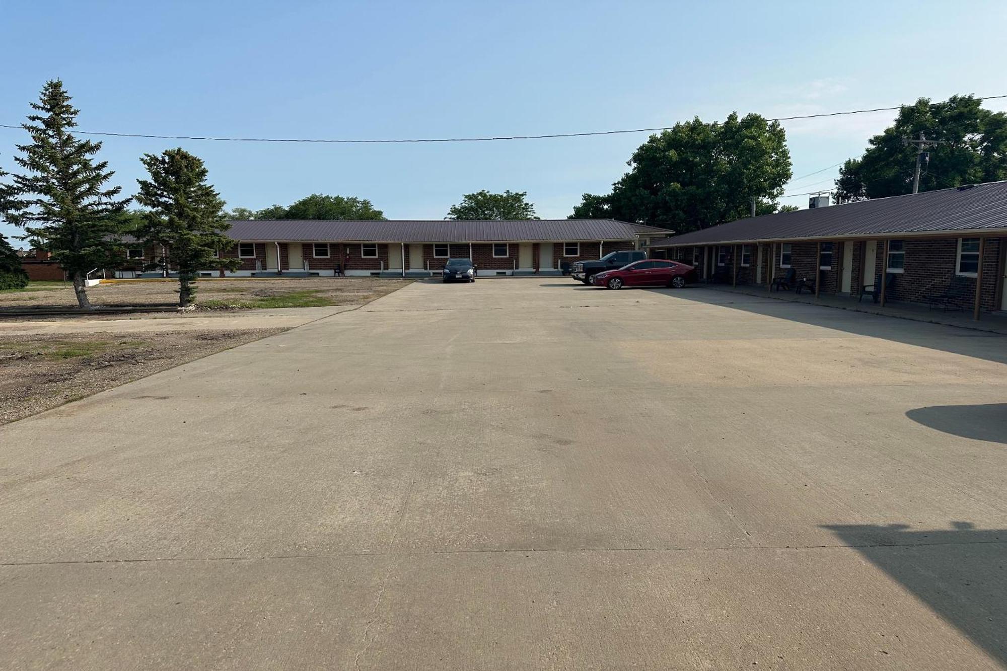 Hotel By Oyo On Interstate 90 2*